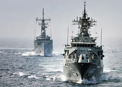 Военный корабль США открыл огонь в сторону иранских катеров :: Новости ::  ТВ Центр