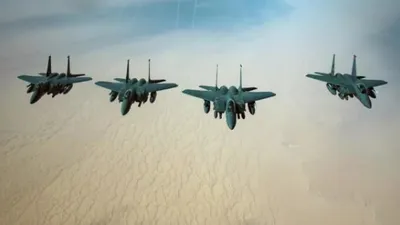 Военные самолёты США летят в сторону Ирана