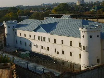 Пищаловский замок-тюрьма на Володарского в Минске в Беларуси: история,  фото, адрес, время работы, сегодня