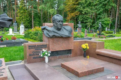 Могилы экипажей на Восточном кладбище Минска