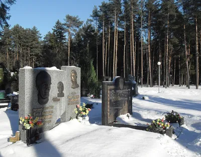 На Восточном кладбище торжественно открыли памятник Игорю Лученку - Минск -новости