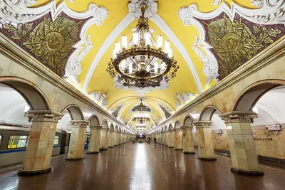 Пушкинская (станция метро, Москва) — Википедия