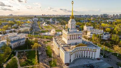 Всероссийский выставочный центр (ВВЦ ВДНХ) в городе \"Москва\"