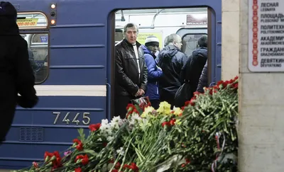 Взрыв в петербургском метро