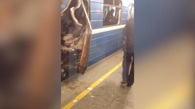 NEWSru.com :: Неопознанным остается один погибший в теракте в метро Санкт- Петербурга