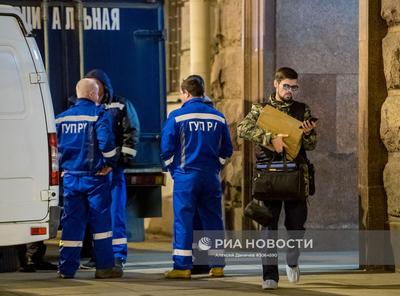 Теракт в метро в Санкт-Петербурге в 2017 году: смертник подорвал себя прямо  в переполненном вагоне — Секрет фирмы