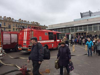 Взрыв прогремел в метрополитене Санкт-Петербурга. Есть пострадавшие |  Forbes.ru