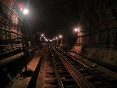Заброшенная станция метро как арт-объект