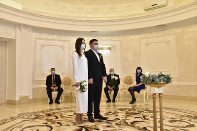 На свадьбу в ЗАГСы Новосибирска будут запускать не больше 8 человек