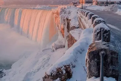 Ниагарский водопад замерз из-за морозов в США - невероятные фото - 24 Канал