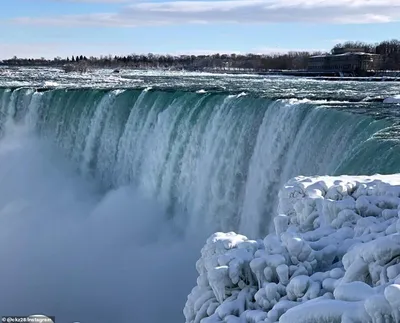 Ниагарский водопад замерз из-за экстремальных морозов ::Первый  Севастопольский