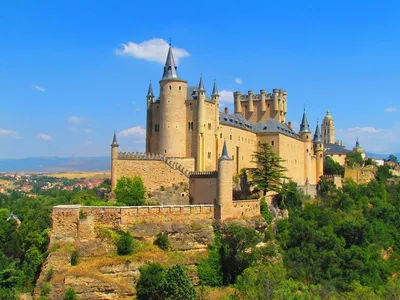 ТОП-7 замков Испании