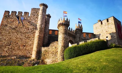 Самые красивые замки Испании, открытые для посещений | spain.info