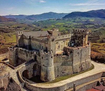 Замки Италии - мотив для частого посещения Италии... | NatNapoli /  Интересная Италия | Дзен