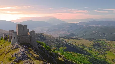 Замки Италии: Кастель-дель-Монте (Castel del Monte)