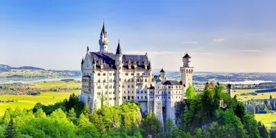Из Мюнхена: поездка на целый день в Нойшванштайн и замок Линдерхоф |  GetYourGuide