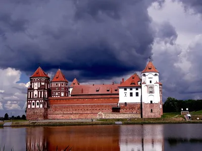 Было — стало: как преобразились знаменитые белорусские замки после  масштабных реставраций