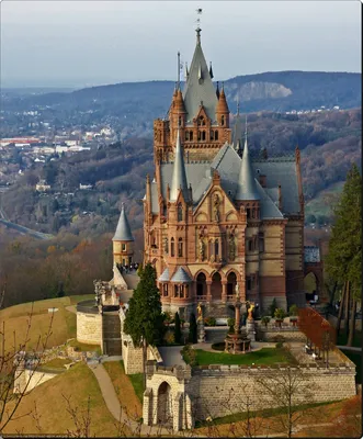 Burg Eltz Castle - Google Search | Замки германии, Замок, Средневековый  замок