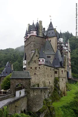 Старинный замок Эльц | Замки германии, Замок, Средневековый замок