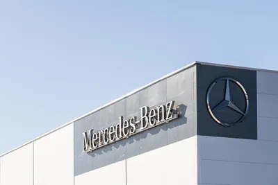 Стала известна судьба бывших заводов Mercedes-Benz и Toyota в России -  Рамблер/авто