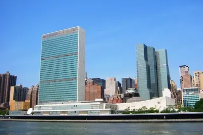 Конкурсный проект на здание Объединённых Наций в Нью-Йорке (United Nations  headquarters), New York City. 1947-1952 | Постройки | Проекты | Архитектура  | Ле Корбюзье | Le Corbusier