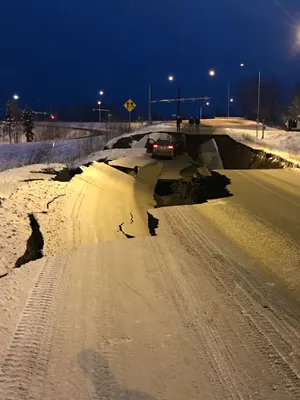 Землетрясение на Аляске: трассы раскололись как лед - фото, видео | Новости  Украины | LIGA.net