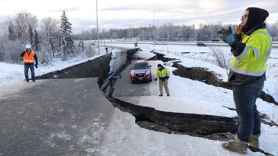 На Аляске – мощное землетрясение. Фото, видео