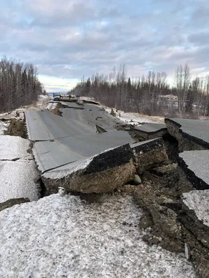 Власти Чукотки предложили помощь пострадавшей от землетрясения Аляске -  Российская газета