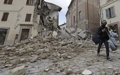 Землетрясения в Италии. Досье - ТАСС