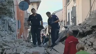 Последствия землетрясения в Италии показали в формате «до и после» — Bird  In Flight
