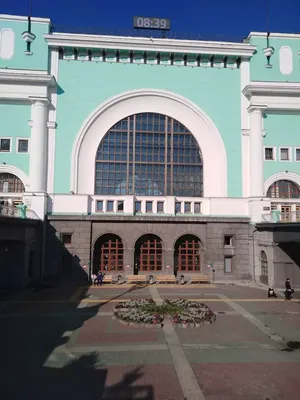 File:Новосибирский вокзал.jpg - Wikimedia Commons