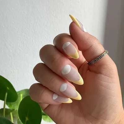 2019 Маникюр жёлтый френч 32 фото дизайна ногтей | Nail designs, Square  nail designs, Nail art