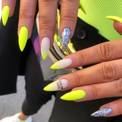 2019 Маникюр жёлтый френч 32 фото дизайна ногтей | Хрустальные ногти,  Золотые ногти, Дизайнерские ногти