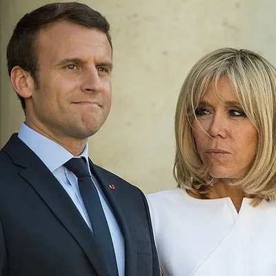 Жена президента Франции Брижит Макрон - о любви к мужу: Вот мы завтракаем -  я с моими морщинами, он со своей свежестью, но это нормально - KP.RU