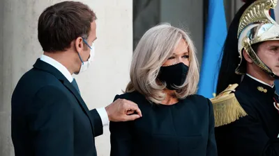 Раскрыт секрет брака президента Франции Макрона и его жены Брижит - МК