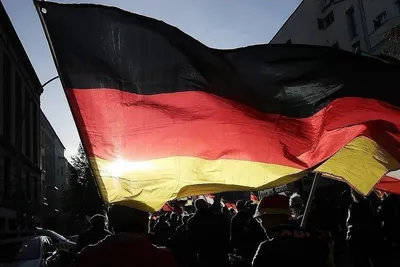 Жители Германии выступили против поставок оружия на Украину | ИА Красная  Весна