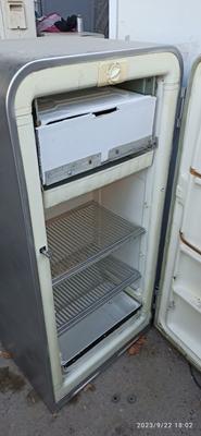 Куплю Холодильник Зил Москва в Москве