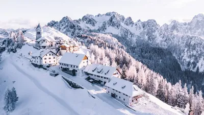 Снег в Милане - в Италии наступила настоящая зима - фоторепортаж — УНИАН
