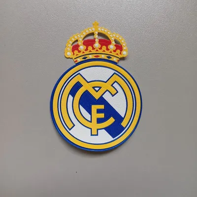 Мадридский «Реал» уберет крест с эмблемы клуба ради мусульман | Obshchaya  Gazeta