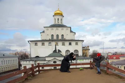 Монумент «Золотые ворота» в Владимире | A-a-ah.ru