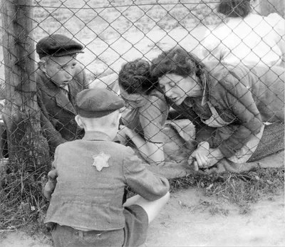 Места массовых убийств евреев в годы Второй мировой войны