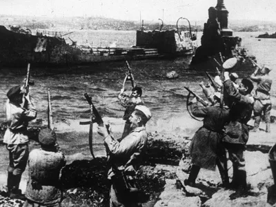 Красная армия потеряла под Прохоровкой больше танков, чем немцы. Это не  стало катастрофой - BBC News Русская служба